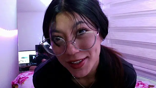 LissyM online show from 05-02-26, 05:07