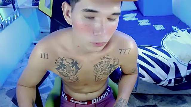 Snapshot of gio_badboy chatting on 10-22-25, 01:55 gio badboy online show from 10-22-25, 01:55