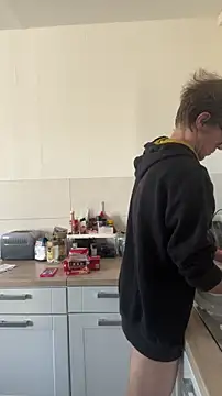 StephPra94 online show from 10-31-25, 10:16