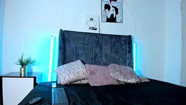 Cloy Areo online show from 03-11-26, 12:11