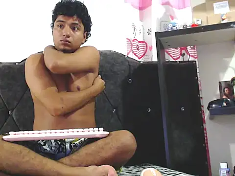 LiamANDJordan online show from 05-10-26, 02:17