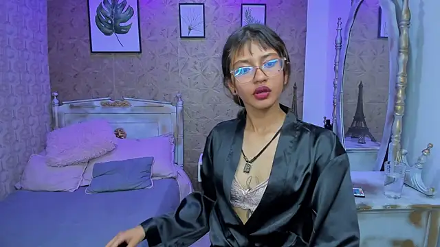 Snapshot of Noa_clk chatting on 10-22-25, 03:40 Noa clk online show from 10-22-25, 03:40