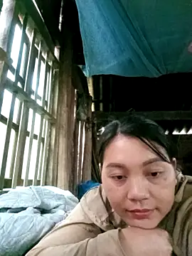 Snapshot of giahan-00 chatting on 10-24-25, 08:11 giahan-00 online show from 10-24-25, 08:11
