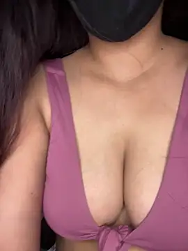 Cute Marina online show from 05-13-26, 07:50