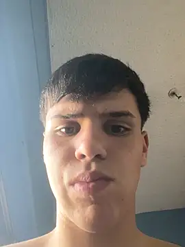 Snapshot of lucaaa_01 chatting on 10-23-25, 07:34 lucaaa 01 online show from 10-23-25, 07:34