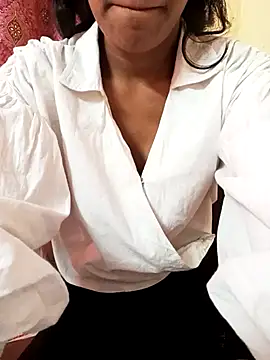 Snapshot of Fuck_me_babyy chatting on 10-23-25, 05:40 Fuck me babyy online show from 10-23-25, 05:40