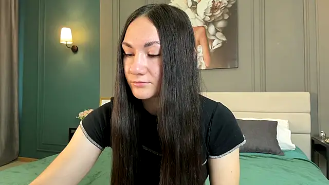 Snapshot of Adele_Shy chatting on 10-28-25, 02:04 Adele Shy online show from 10-28-25, 02:04