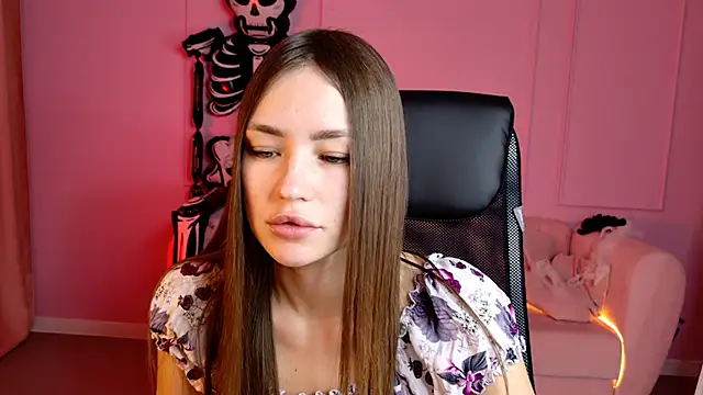 lollyrais online show from 10-29-25, 09:44