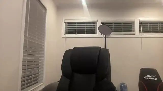 andrenoma427 online show from 12-18-25, 03:56