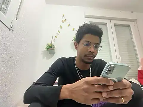 Albert Madrid online show from 02-05-26, 05:34