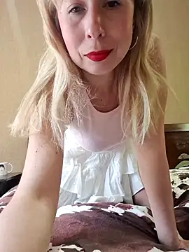 SelinaLovqx online show from 06-03-26, 07:33