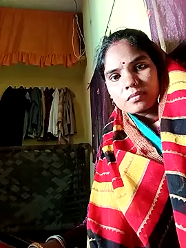 Snapshot of Shreya-750 chatting on 11-01-25, 07:54 Shreya-750 online show from 11-01-25, 07:54