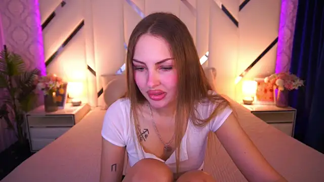 Snapshot of AleksaaJoy chatting on 06-04-26, 08:37 AleksaaJoy online show from 06-04-26, 08:37