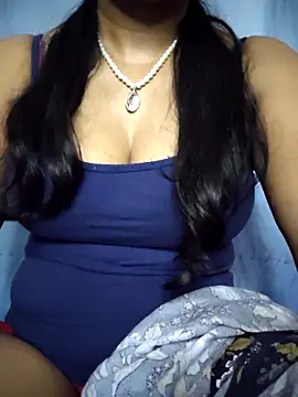 Ezabelljohn online show from 04-28-26, 09:03