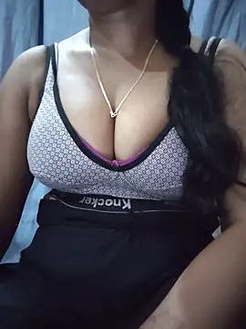 Ezabelljohn online show from 06-04-26, 09:37