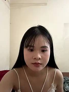 Snapshot of Emma_sexy98 chatting on 10-24-25, 03:52 Emma sexy98 online show from 10-24-25, 03:52