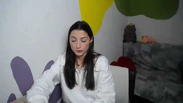 Snapshot of a_alessia chatting on 10-29-25, 02:30 a alessia online show from 10-29-25, 02:30