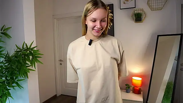 ElissaGlod online show from 10-27-25, 11:25