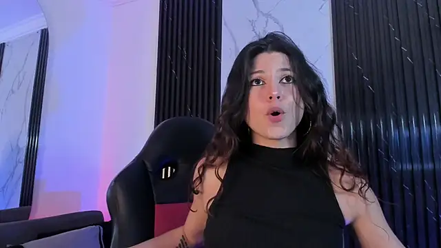 Snapshot of LolaMustaine_ chatting on 11-07-25, 09:37 LolaMustaine online show from 11-07-25, 09:37