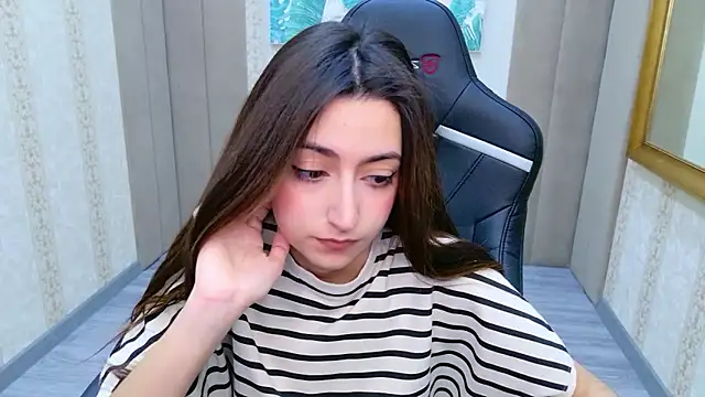 Gloria Bendall online show from 01-18-26, 10:52