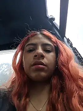 Lunatemptress4 online show from 10-29-25, 01:24