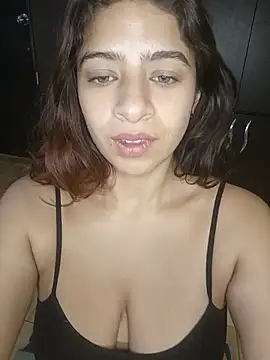 Lunatemptress4 online show from 06-23-26, 03:54