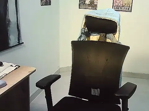 Gigi Scott  online show from 12-02-25, 01:44