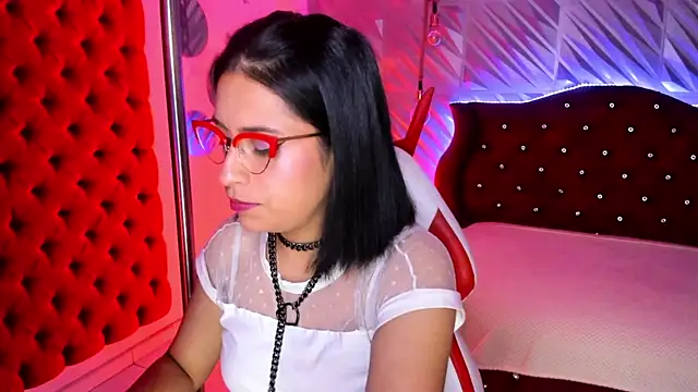 Roxanne Han online show from 08-02-26, 03:27