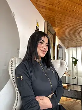 Luna pink18 online show from 02-17-26, 02:35