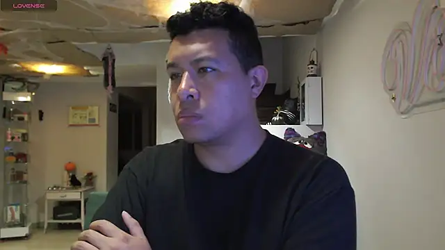 Snapshot of mrpandacol89 chatting on 10-22-25, 11:04 mrpandacol89 online show from 10-22-25, 11:04