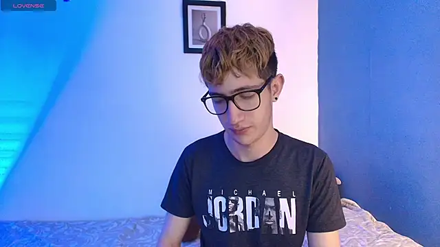Erick Taylor3 online show from 06-06-26, 07:29