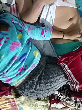 Snapshot of marimar_24 chatting on 10-24-25, 03:36 marimar 24 online show from 10-24-25, 03:36