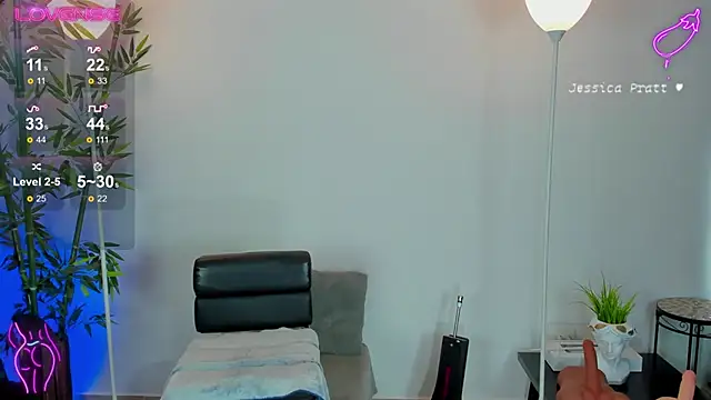 JessicaPratt online show from 02-17-25, 08:26