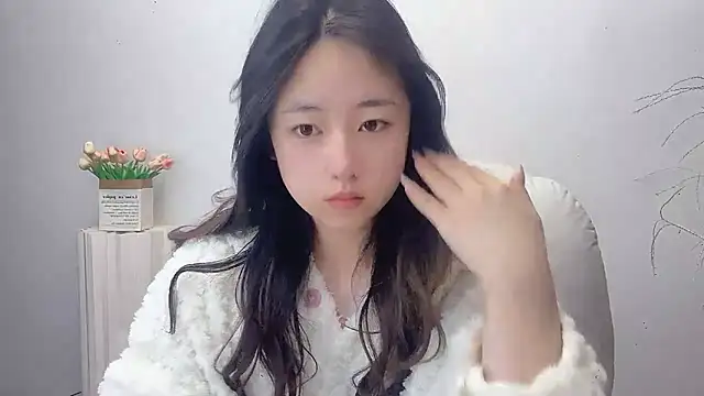 Love-hanzaizai718 online show from 11-03-25, 07:59