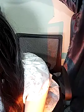 Cherry Le02 online show from 03-11-26, 07:58