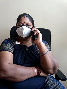 sreemamitha9 online show from 11-01-25, 06:04