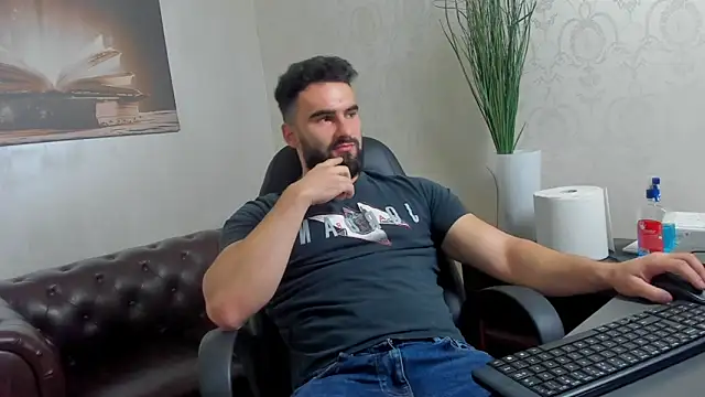 MicahLane online show from 10-29-25, 05:31