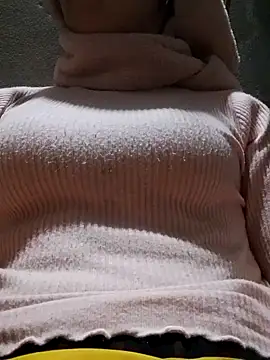 TRIEUTRIEU20 online show from 02-21-26, 11:00