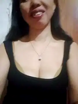 TRIEUTRIEU20 online show from 05-04-26, 02:51