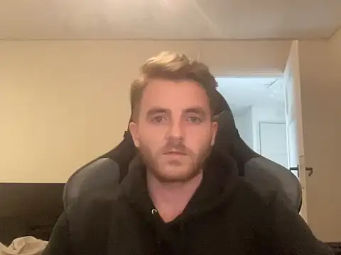 Hornymiker26 online show from 10-23-25, 01:43