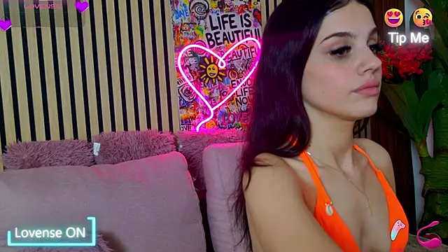 MirunaHaze online show from 05-08-26, 04:01