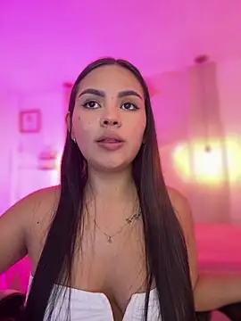 amber white15 online show from 02-26-26, 04:22