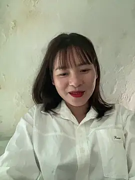 Snapshot of Star_fruit chatting on 10-24-25, 05:15 Star fruit online show from 10-24-25, 05:15