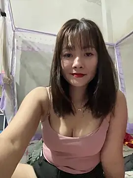 Snapshot of Star_fruit chatting on 10-30-25, 01:23 Star fruit online show from 10-30-25, 01:23