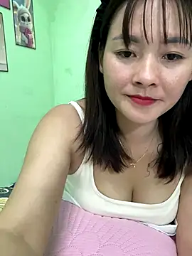 Snapshot of Star_fruit chatting on 11-04-25, 04:39 Star fruit online show from 11-04-25, 04:39