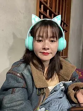 Snapshot of Star_fruit chatting on 11-20-25, 01:11 Star fruit online show from 11-20-25, 01:11