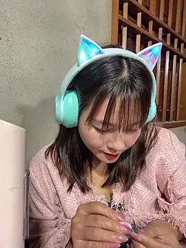 Snapshot of Star_fruit chatting on 11-21-25, 12:48 Star fruit online show from 11-21-25, 12:48