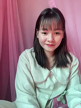 Snapshot of Star_fruit chatting on 11-27-25, 04:14 Star fruit online show from 11-27-25, 04:14