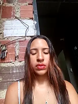 Snapshot of virgin-shy chatting on 10-24-25, 08:16 virgin-shy online show from 10-24-25, 08:16