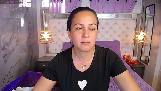 Melissa-roberts online show from 12-02-25, 07:09